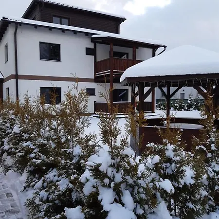 Arlan Apartmán Besenova