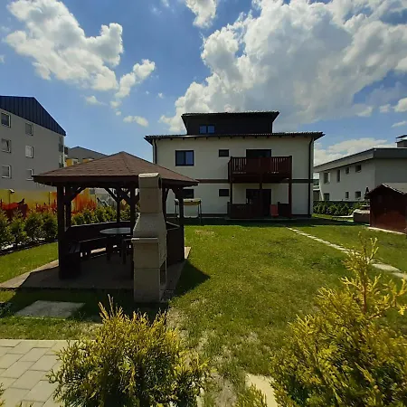 Arlan Apartmán *